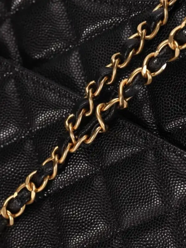 CHANEL Hobo Medium Black - Image 7