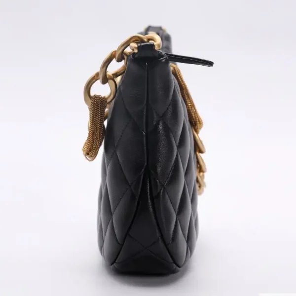 CHANEL Chain Hobo Black - Image 2