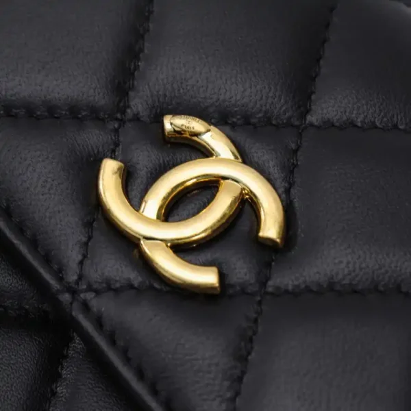 CHANEL 23B Pearl Black Handle Bag - Image 6