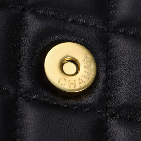CHANEL 23B Pearl Black Handle Bag - Image 7