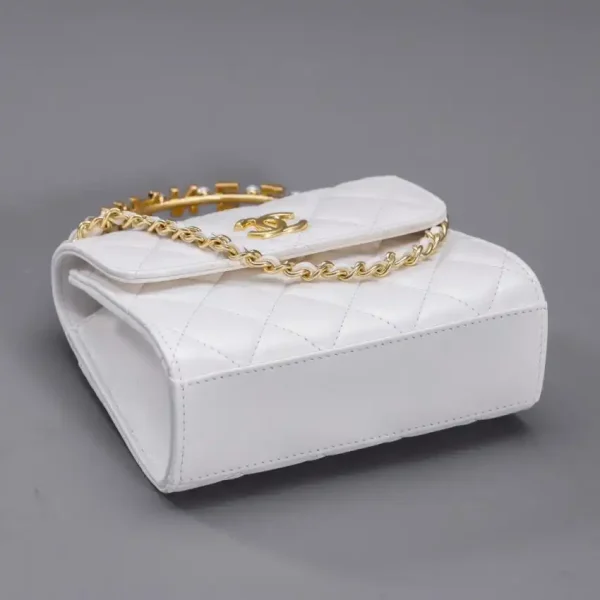 CHANEL 23B Pearl White Handle Bag - Image 3