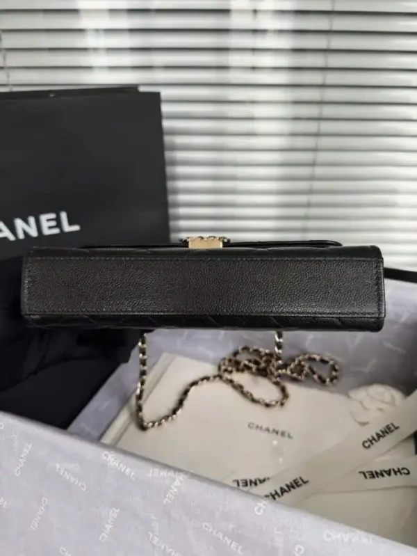 CHANEL 23P Kelly Handle - Image 9
