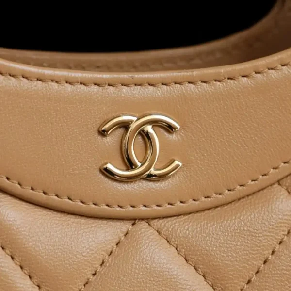 CHANEL 24s Mini Horizontal Milk Tea - Image 5