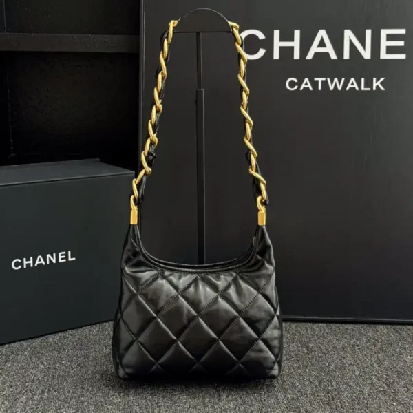 CHANEL 24a Hobo Small - Image 2