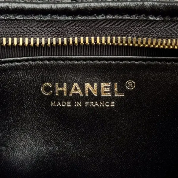 CHANEL 24a Hobo Small - Image 7
