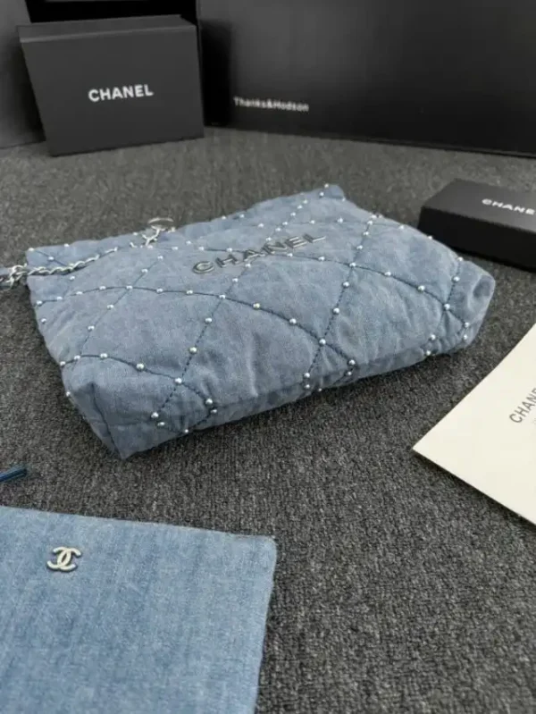 CHANEL 22 Small Handbag  Denim - Image 4