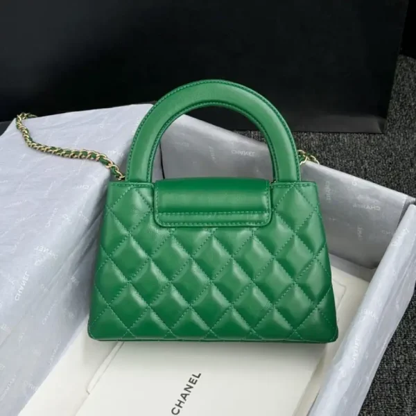 CHANEL 23k Kelly Green - Image 2
