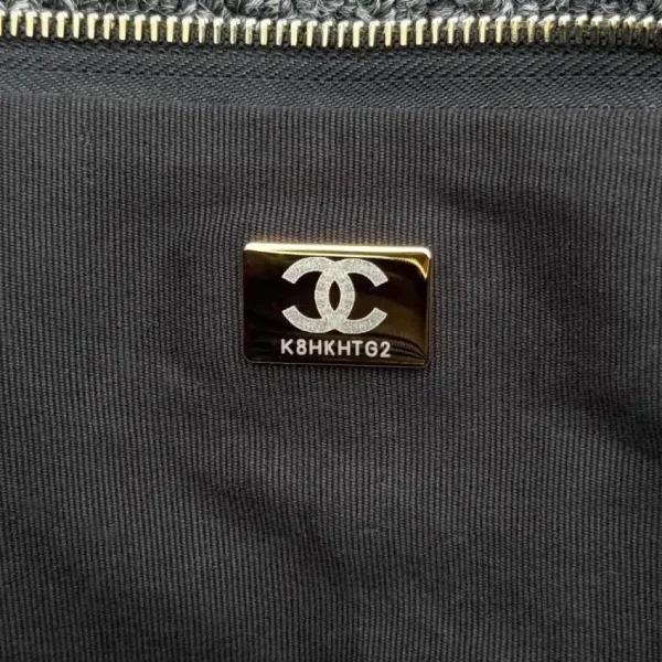 CHANEL 24p Dumpling Bag Black - Image 6