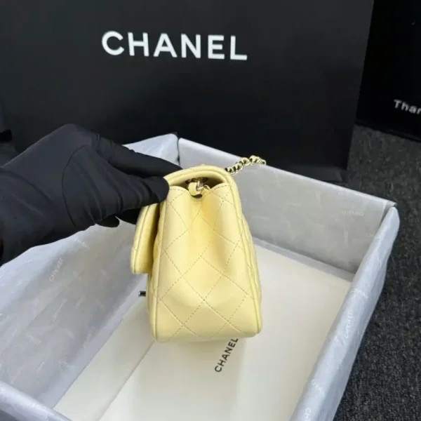 CHANEL Classic Flap 17cm Yellow - Image 3