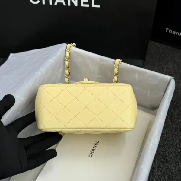 CHANEL Classic Flap 17cm Yellow - Image 4