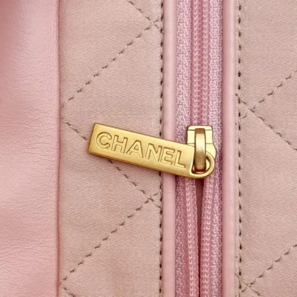 CHANEL 22 Medium Handbag Pink - Image 7