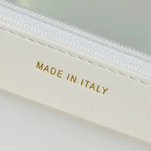 CHANEL 19 Wallet on Chain White - Image 11