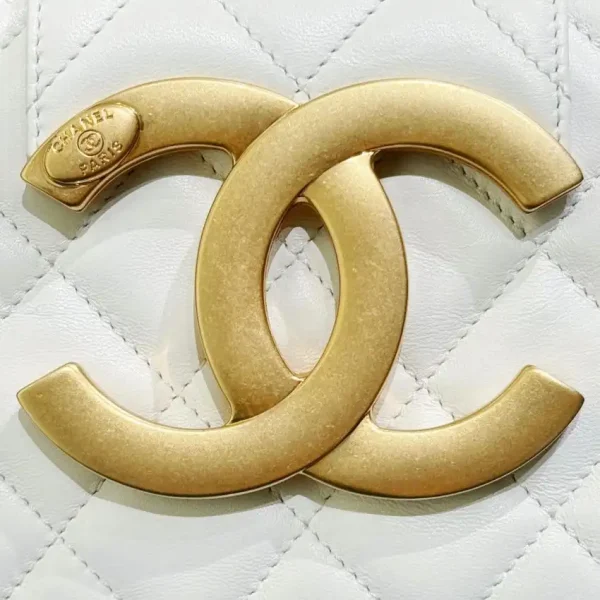 CHANEL 24c Baguette Bag White - Image 5