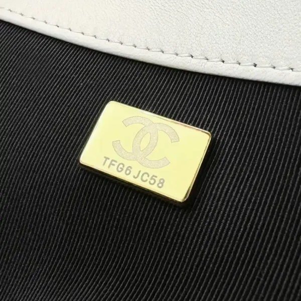 CHANEL 24c Baguette Bag White - Image 10
