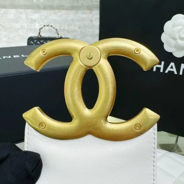 CHANEL 24c Round Shoulder Bag White - Image 12