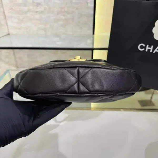 CHANEL 24c Half Moon Bag - Image 3