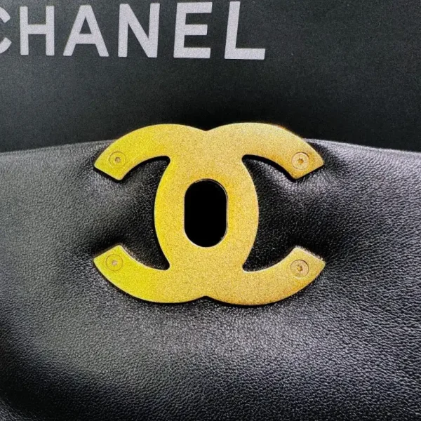 CHANEL 24c Half Moon Bag - Image 7