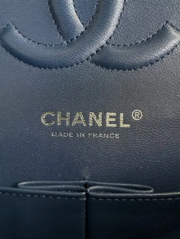 CHANEL Classic Flap 25cm Dark Blue - Image 5