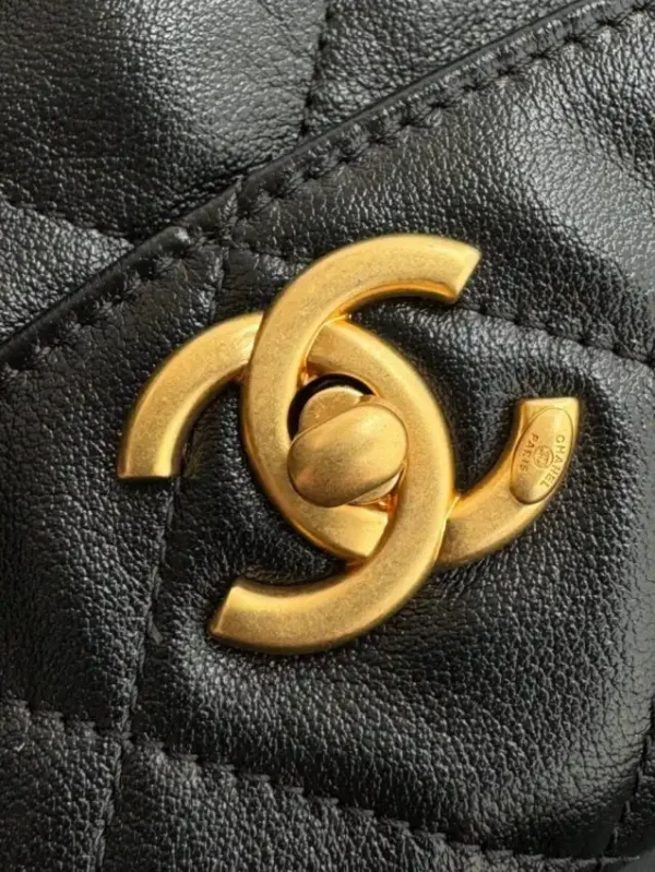 CHANEL 24p  Postman Bag Small Black - Image 7