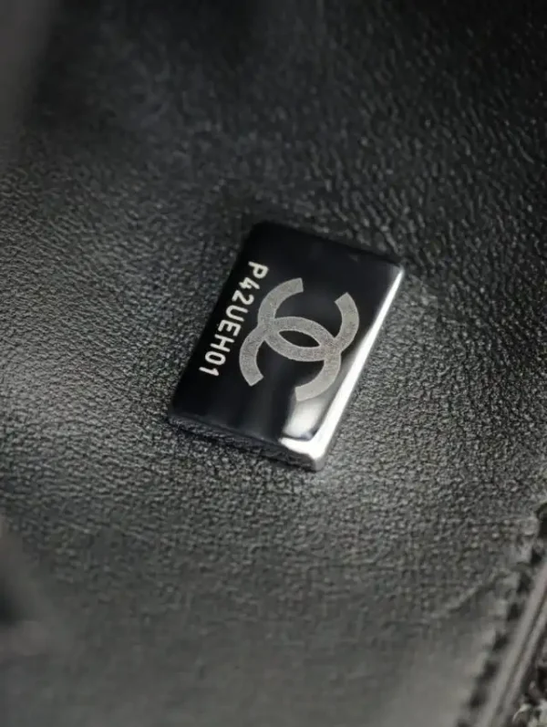 CHANEL Classic Flap 17cm Silver - Image 7