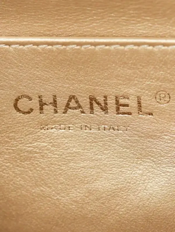 CHANEL 24S Double Pearl - Image 10