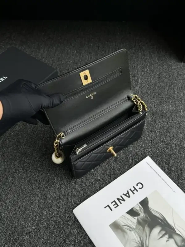 CHANEL 24s Double Pearl Woc Black - Image 5