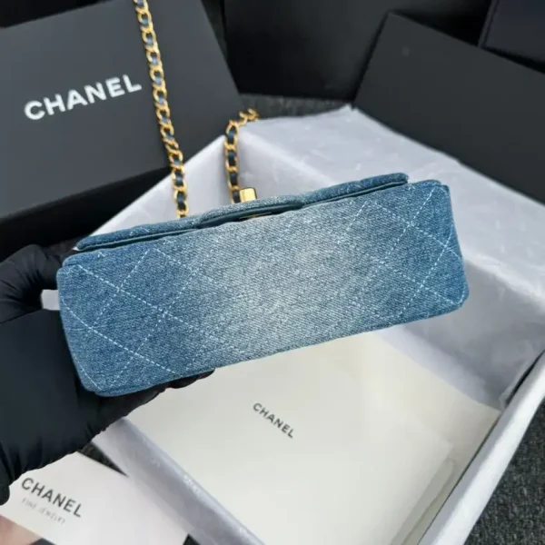 CHANEL Classic Flap 20cm Denim - Image 2
