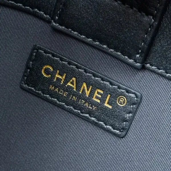 CHANEL 23c Hobo Small Denim - Image 3