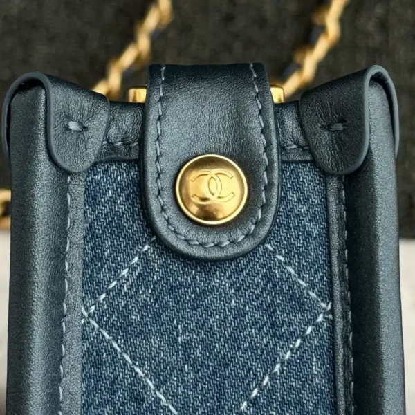 CHANEL 23S Hobo Denim - Image 3