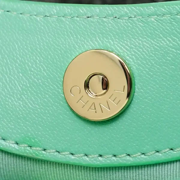 CHANEL 24s Mini Horizontal Green - Image 4