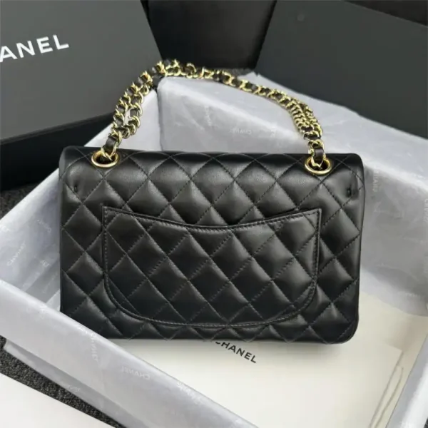 CHANEL Classic Flap 23cm Black - Image 4
