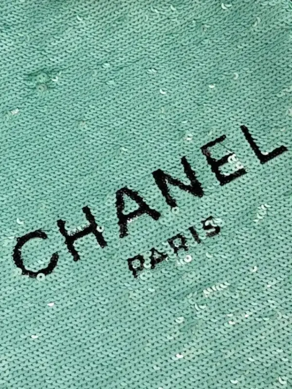 CHANEL Sequin Shoulder Bag Green - Image 4
