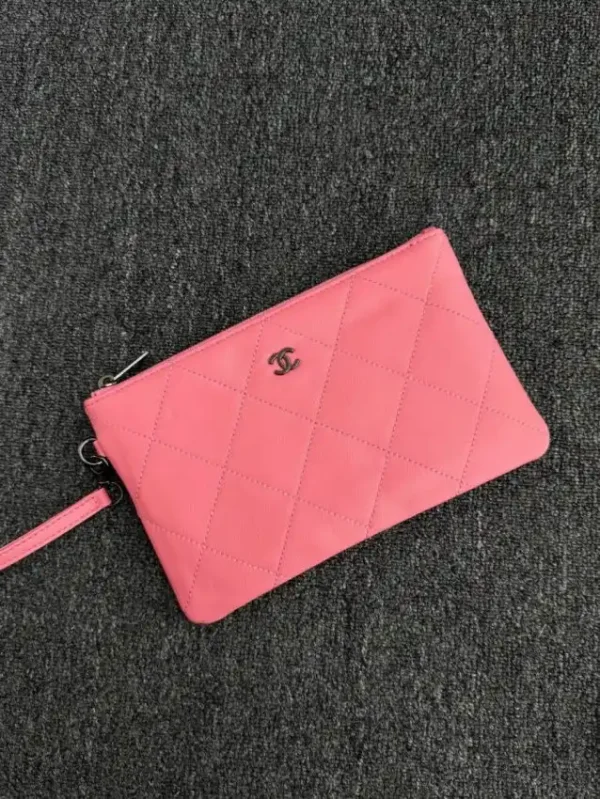CHANEL Sequin Shoulder Bag Pink - Image 7