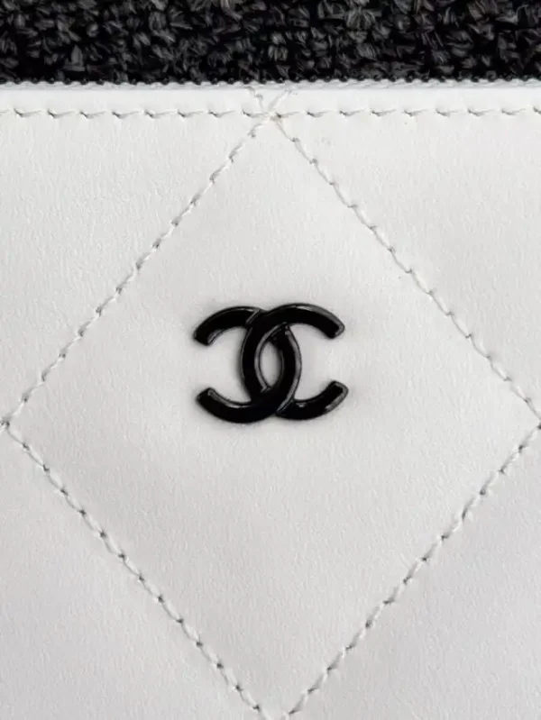 CHANEL Sequin Shoulder Bag White - Image 7