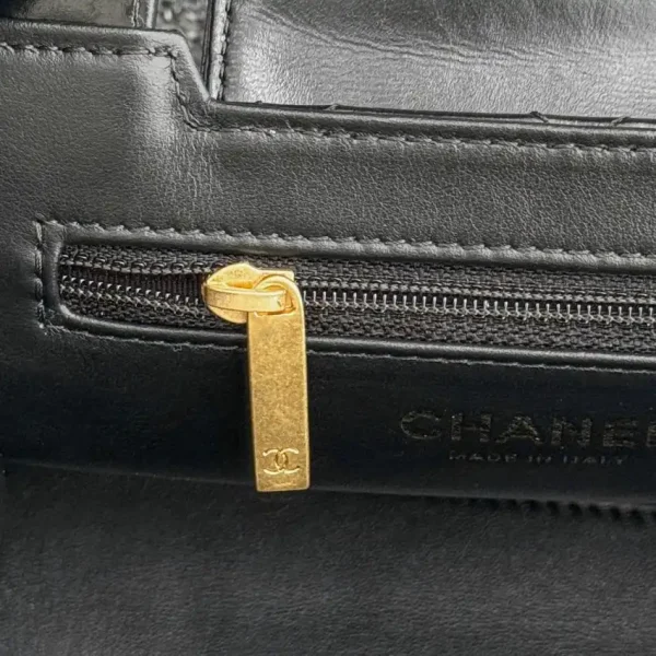 CHANEL 23k Kelly Black - Image 4