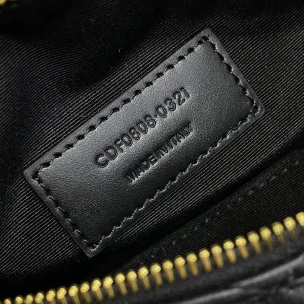 YSL Tube Black - Image 2