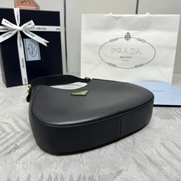 Prada  Cleo Medium Black - Image 3