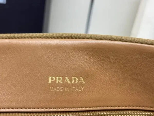 Prada  Large Saffiano Caramel - Image 3