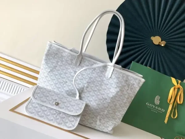 Goyard Isabelle White