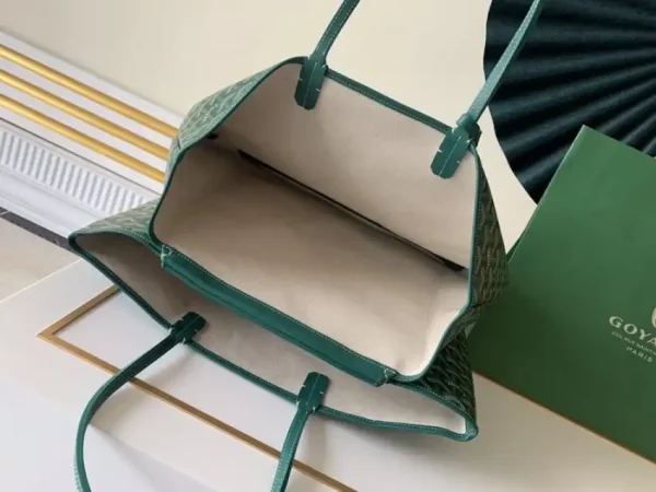 Goyard Isabelle Green - Image 2