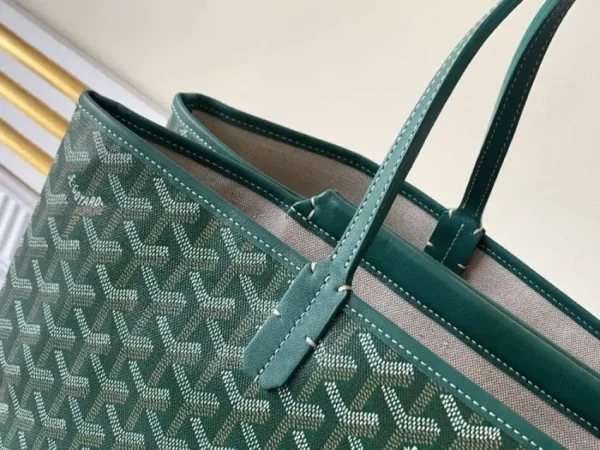 Goyard Isabelle Green - Image 3