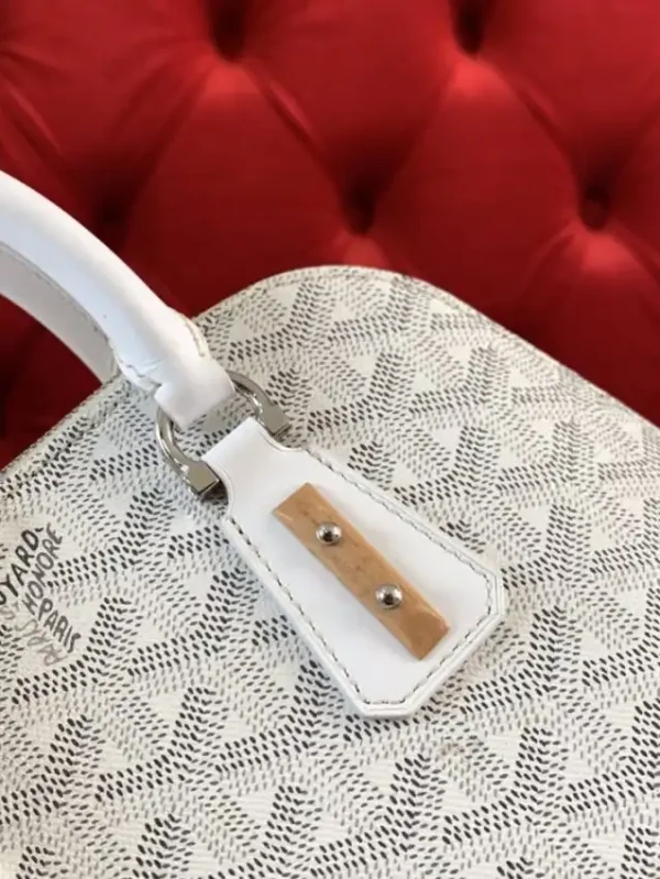Goyard Vendom White - Image 6