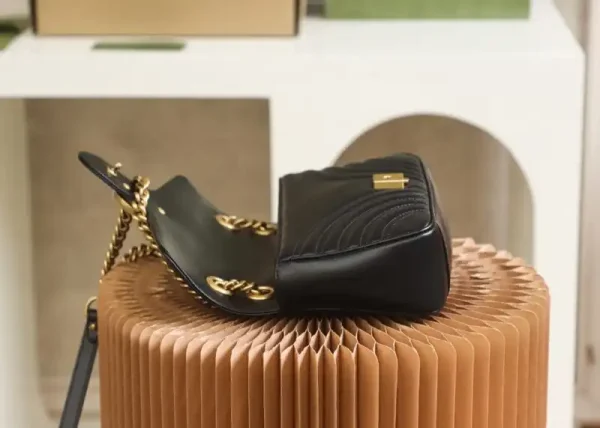 Gucci Marmont  Medium Black - Image 6