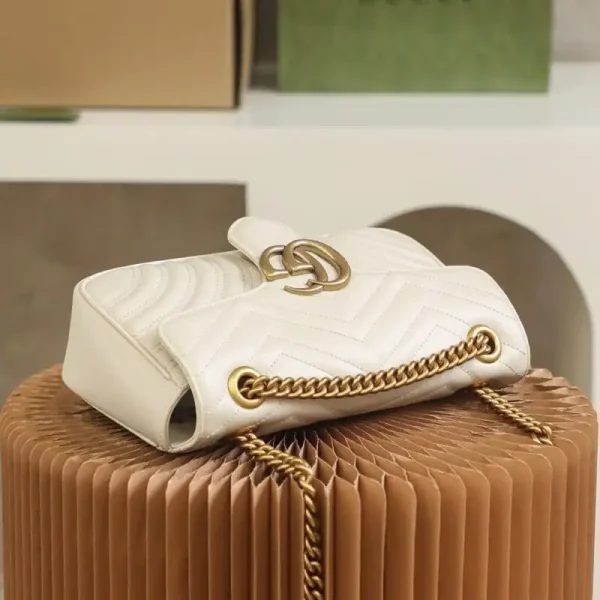 Gucci GG Marmont  Medium White - Image 3