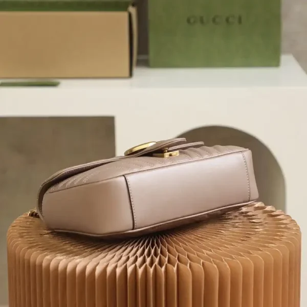 Gucci GG Marmont  Medium Nude - Image 8