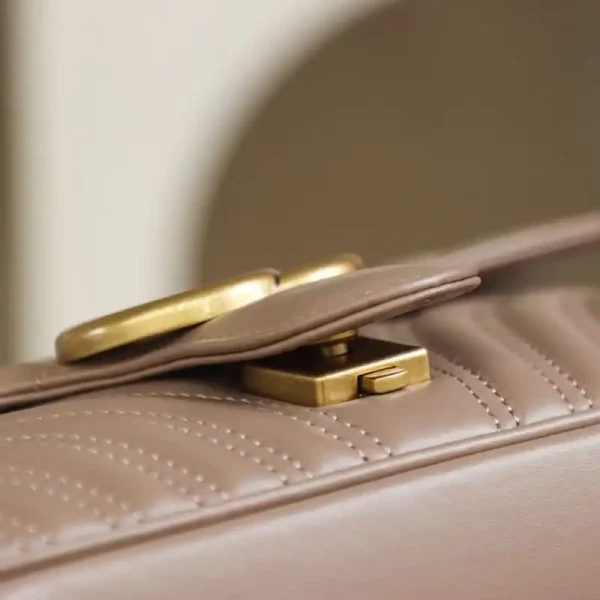 Gucci GG Marmont  Medium Nude - Image 10
