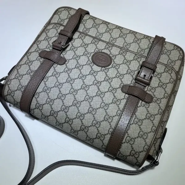 Gucci   GG Supreme Shoulder Bag Beige - Image 4