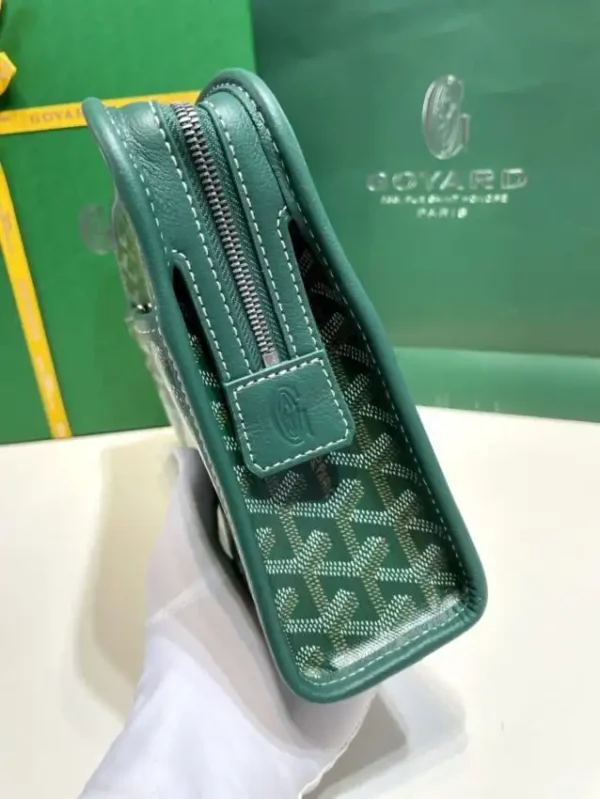 Goyard Jouvence Toiletry Bag - Image 4