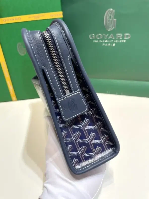 Goyard Jouvence Toiletry Bag Dark Blue - Image 5