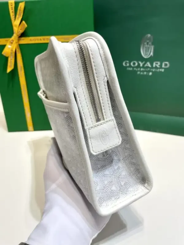 Goyard Jouvence Toiletry Bag White - Image 8